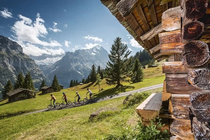 Private Guided Adventure to Grindelwald First - Ride the Gondola to Grindelwald First