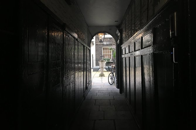 Private Guided and Chauffeured Tour of London - Reviews and Ratings