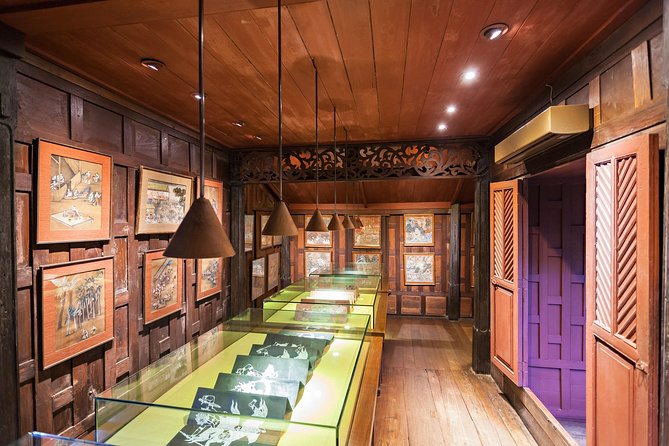 Private & Guided: Bangkok Top 7 Wonders With Local Thai Lunch - Booking and Confirmation