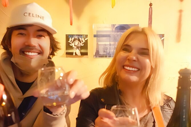 Private Guided Bar Hopping With Food and Drink Tour in Shinjuku - Inclusions