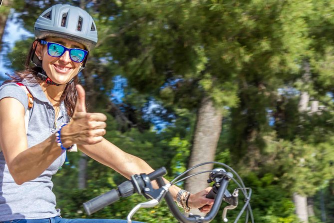 Private Guided Bike Tour in Madrid - Meeting Point and Starting the Tour