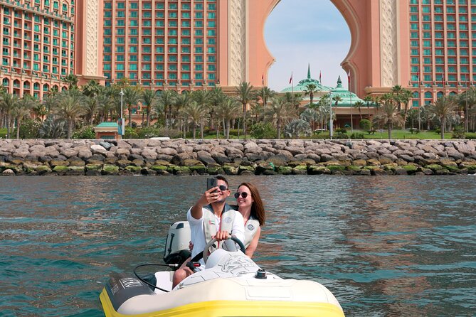 Private Guided Boat Tour in Dubai - Tour Overview