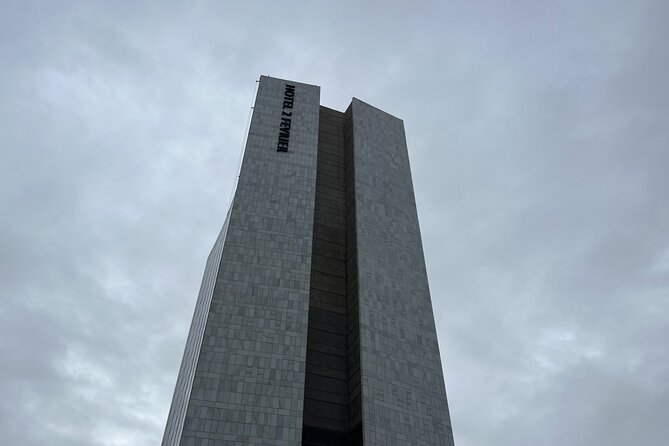 Private Guided City Tour in Lomé - Meeting and Pickup Arrangements