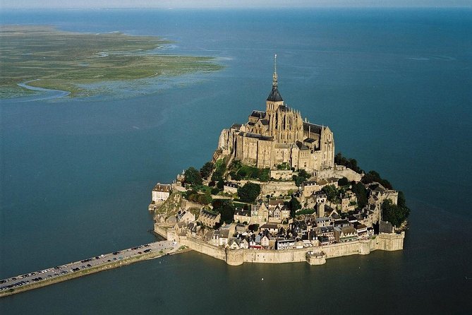 Private Guided Day Tour of Mont St-Michel From Paris - Reviews