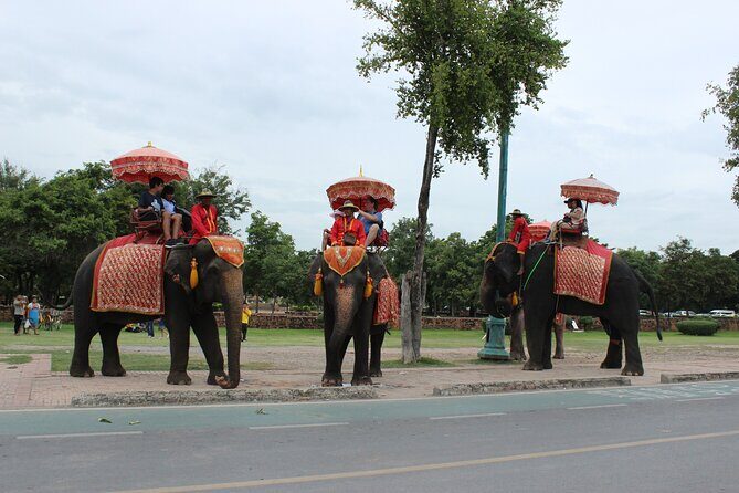 Private Guided Day Tour of the Ancient Ayutthaya - Khmer-Style Wonder at Wat Chaiwatthanaram