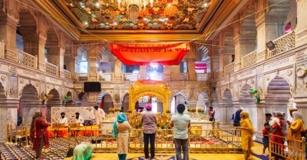 Private Guided Day Trip of Old & New Delhi by AC Car - Common Questions