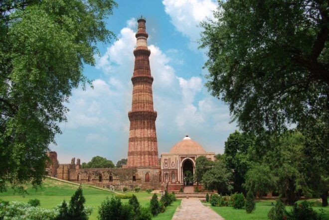 Private Guided Day Trip of Old & New Delhi by Car - Inclusions