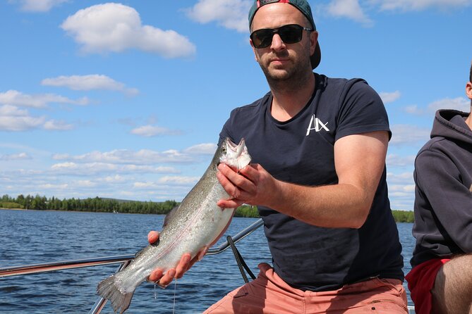 Private Guided Fishing Boat Tour in Rovaniemi - Tour Details