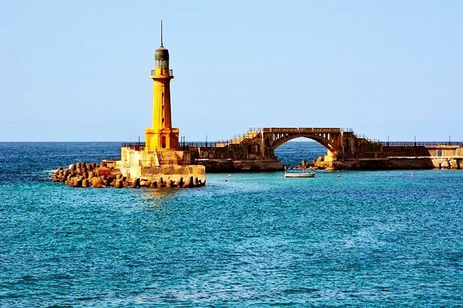 Private Guided Full-Day Tour to Alexandria From Cairo - Excellent and Disappointing Tour Experiences