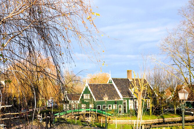 Private Guided Keukenhof Gardens and Zaanse Schans Tour - Operator Information