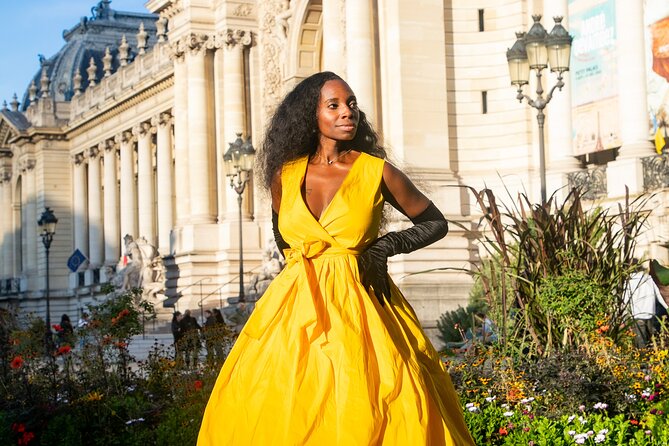 Private Guided Photoshoot at the Eiffel Tower in Paris - Private Guided Photoshoot Experience