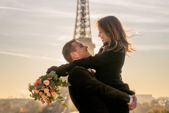 Private Guided Photoshoot Experience at the Eiffel Tower - Overview and Booking Information
