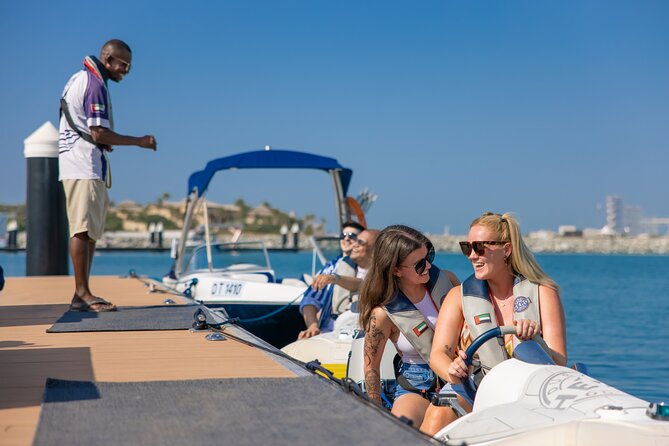 Private Guided Sunset Boat Tour in Dubai - The Sum Up