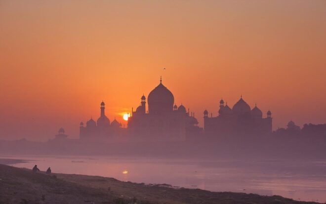 Private Guided Taj Mahal and Agra Tour (Mumbai - Hydrabad) - Tour Itinerary