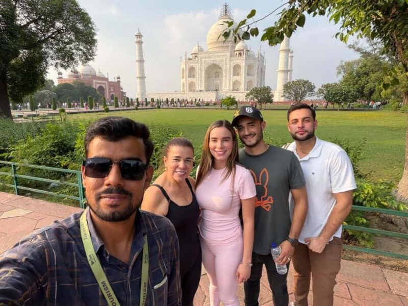 Private Guided Taj Mahal Tour w/ Skip The Line Entry Ticket - Discovering the Taj Mahal with Ease and Insight