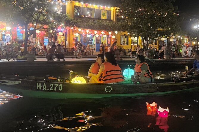 Private Guided Tour at Da Nang City & Hoi An City ( 10 Hour Tour) - Exploring Hoi An City