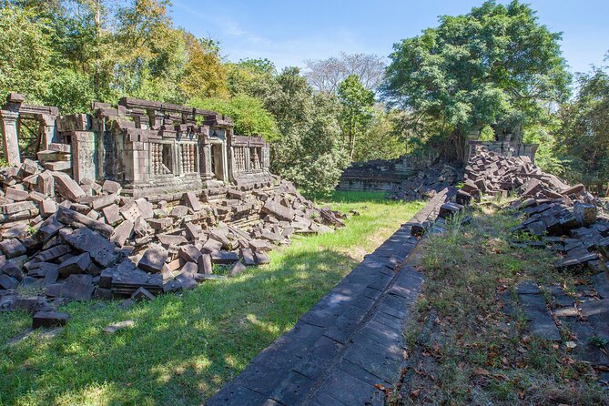 Private Guided Tour From Siem Reap to Beng Mealea Temple - Traveler Requirements