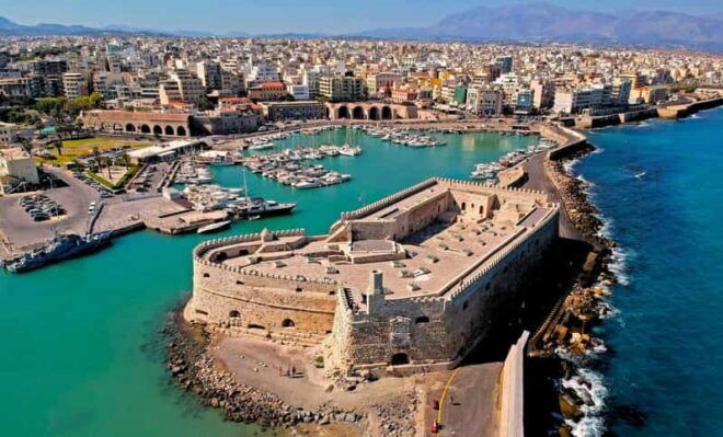 Private Guided Tour in Heraklion City and Knossos Palace - Heraklion City Exploration