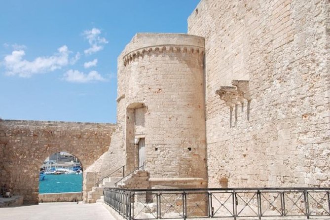 Private Guided Tour in Monopoli: Walking Through the Historical Center - Reviews