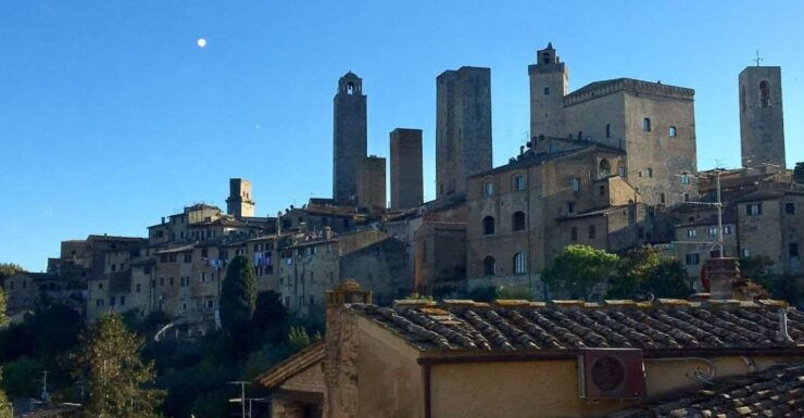 Private Guided Tour in San Gimignano - Activity Highlights