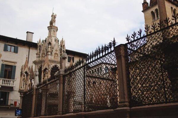 Private Guided Tour in Verona Accompanied by an Angel. - Why Choose This Tour