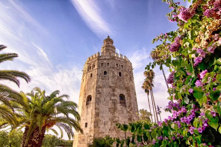 Private Guided Tour of Complete Seville and Jewish Quarter - The Guadalquivir River and El Arenal