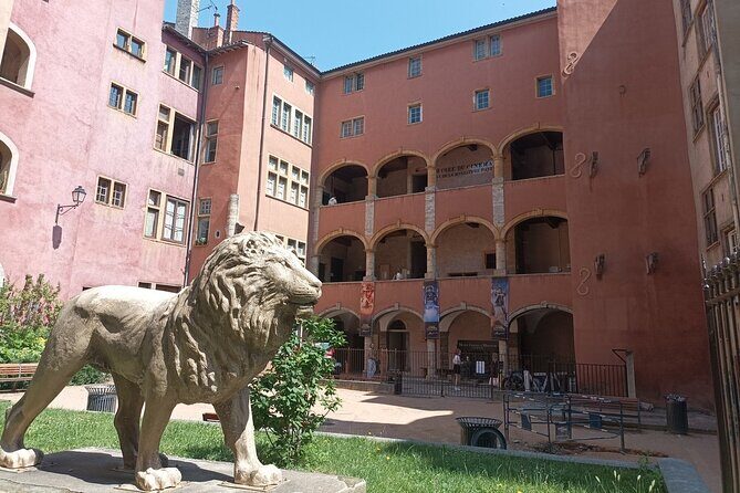 Private guided tour of Lyon - 3 to 4 hours - The Detailed Itinerary Breakdown