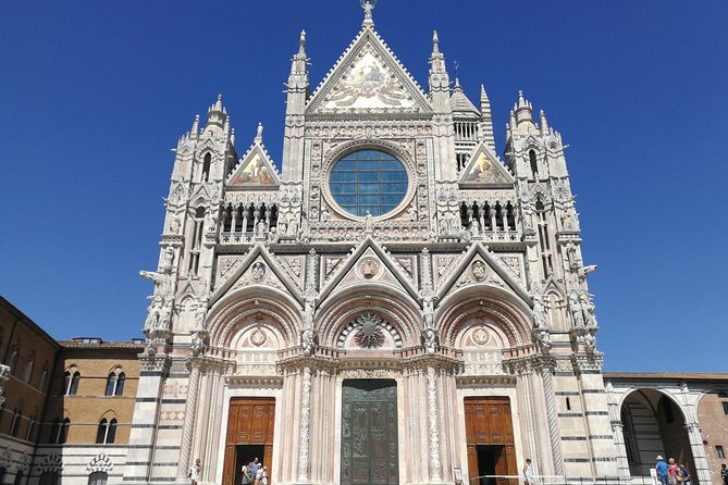 Private Guided Tour of Siena With a Licensed Local Tour Guide - Meeting and Pickup
