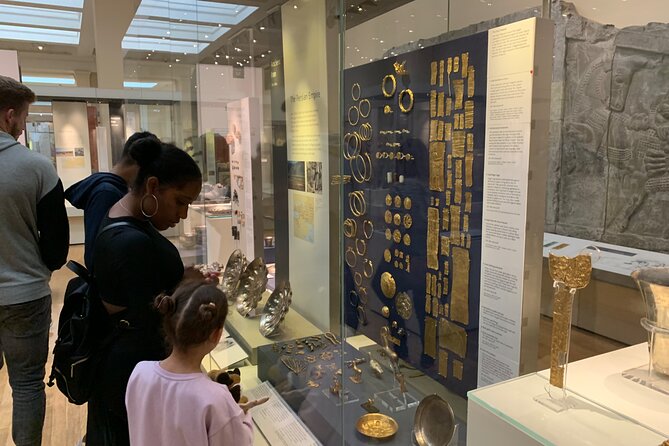Private Guided Tour of the British Museum - English or Italian - Language Options and Overview