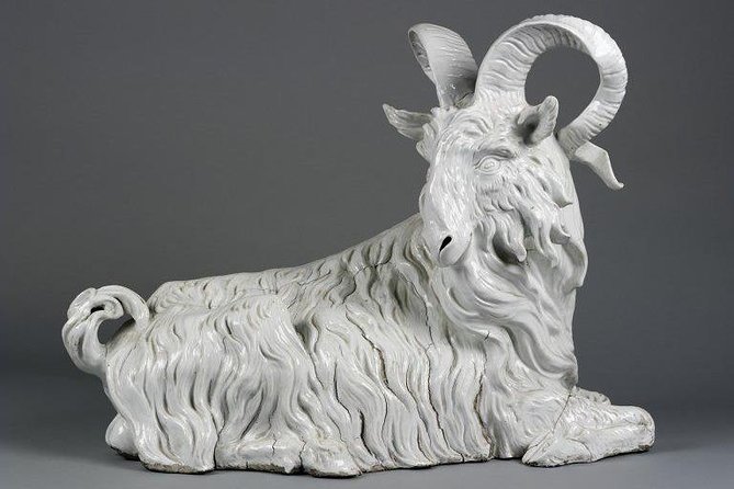 Private Guided Tour of The Victoria and Albert Museum - 3 Hour - The Sum Up