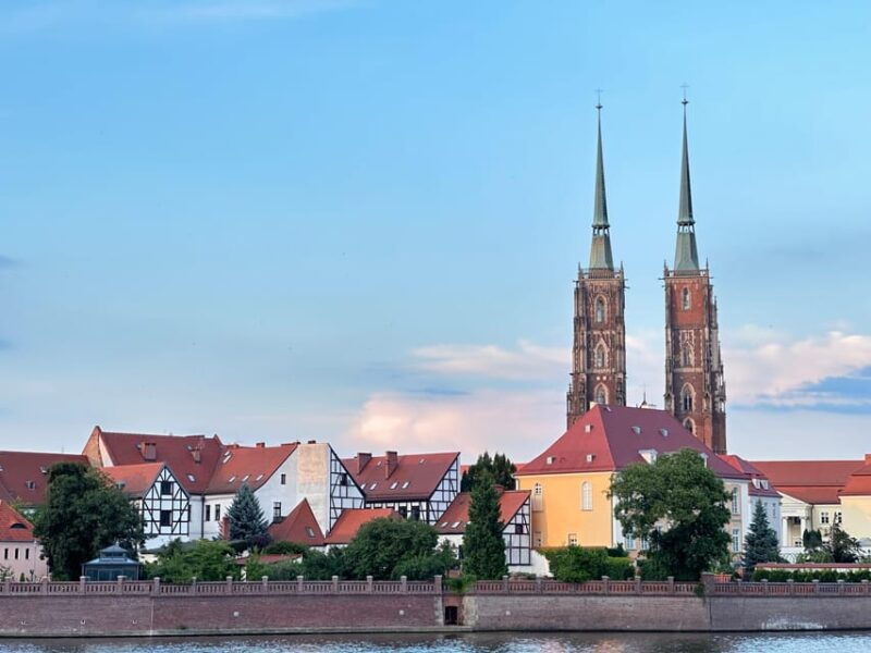 Private guided tour of Wroclaw (FREE photos after the tour) - Why This Tour Is Worth Considering