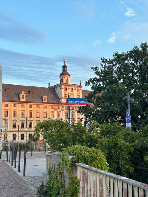 Private guided tour of Wroclaw (FREE photos after the tour) - What You Can Expect from the Tour Experience