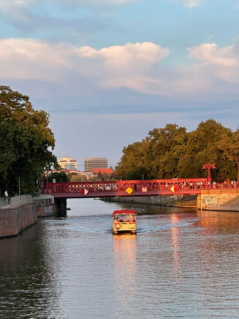 Private guided tour of Wroclaw (FREE photos after the tour) - Who Will Love This Tour?