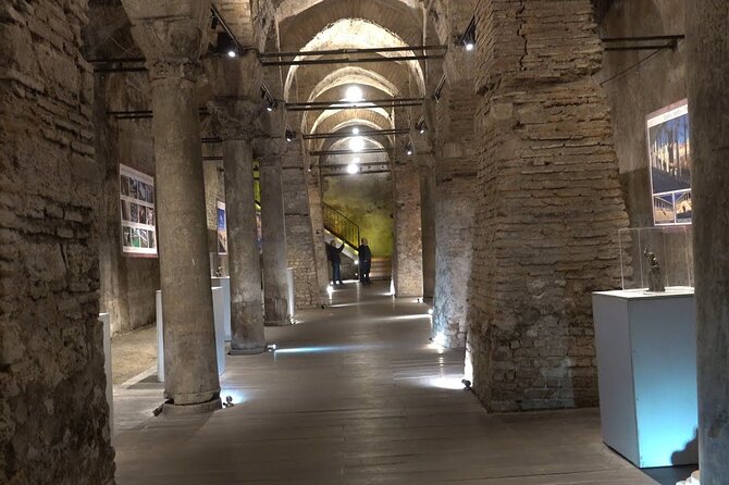 Private Guided Tour Pick up and Drop off Included - Exploring Iconic Landmarks With an Experienced Guide