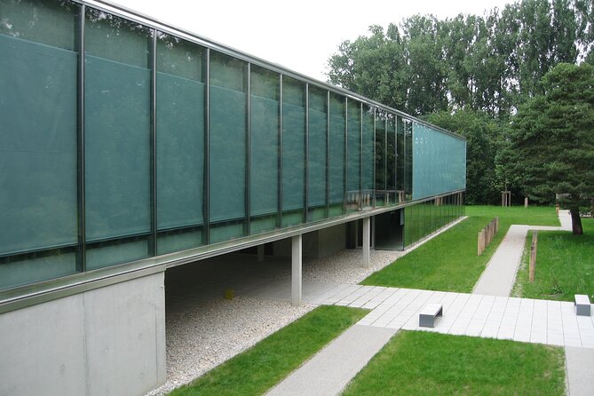 Private Guided Tour Through Kelten & Romer Museum - Tour Highlights