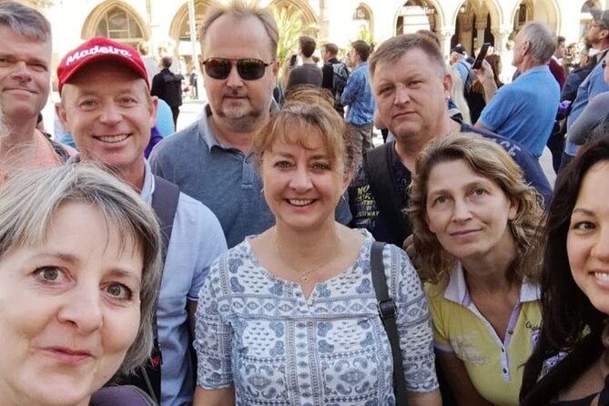 Private Guided Tour Through the Old Town of Munich - Historical Landmarks Explored