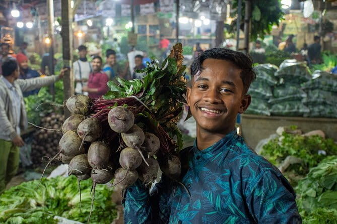 Private Guided Tour to Kawran's Bazar with Pick Up. - Exploring Kawrans Bazar: An In-Depth Look