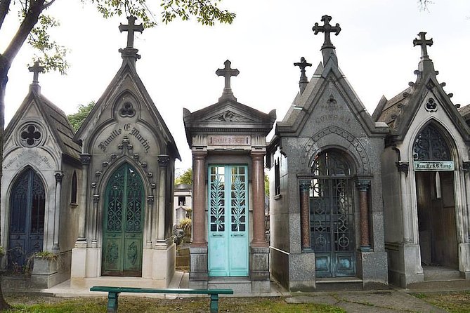 Private Guided Tour to Père Lachaise Cemetery in Paris - Traveler Reviews
