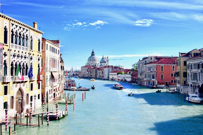 Private Guided Tour: Venice Gondola Ride Including the Grand Canal - Gondola Ride Experience