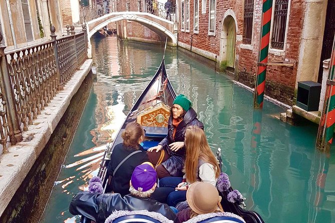 Private Guided Tour: Venice Gondola Ride Including the Grand Canal - The Sum Up