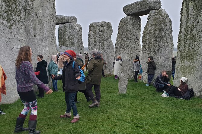 Private Guided Tour Windsor Castle Stonehenge - Directions