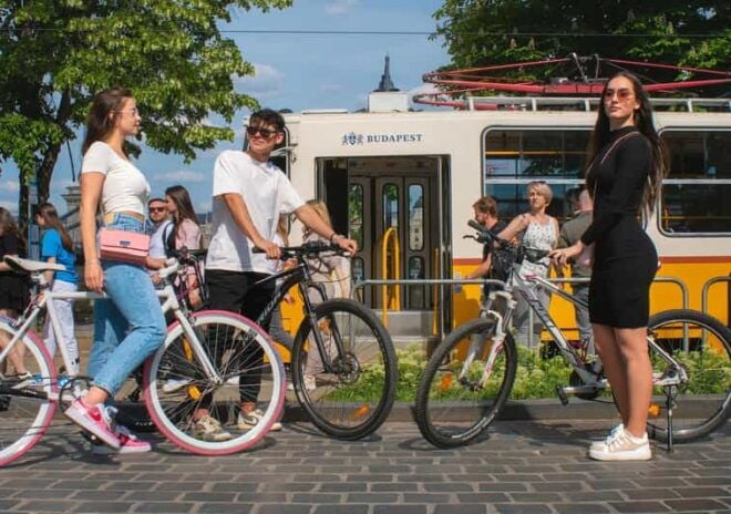 PRIVATE Guided Tours in Budapest on BIKE-PRIVATE - Exceptional Experience Features