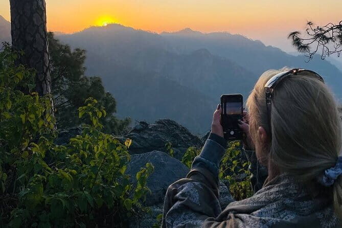 Private Guided Trek to Kunjapuri Temple & Waterfall at Sunrise - Discover the Beauty of Rishikesh with a Private Sunrise Trek to Kunjapuri Temple