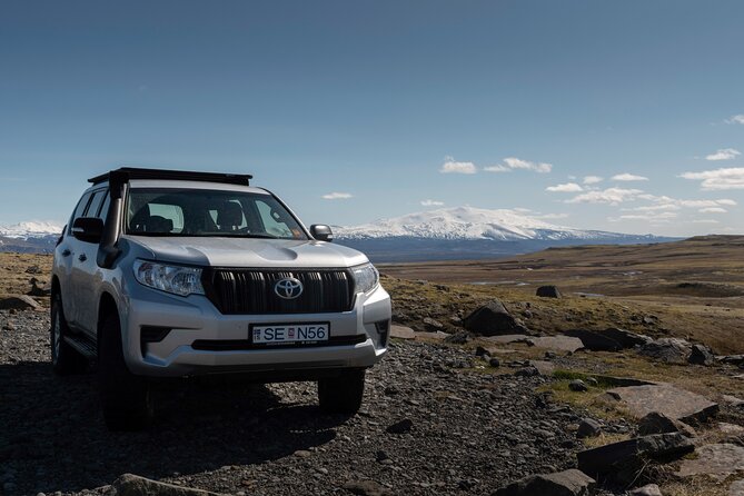 Private Guided Vikings and Waterfalls Tour in Reykjavik - Private and Personalized Experience