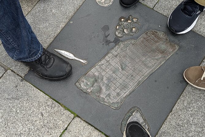 Private Guided Walking Tour in Dublin - Tour Duration and Meeting Point