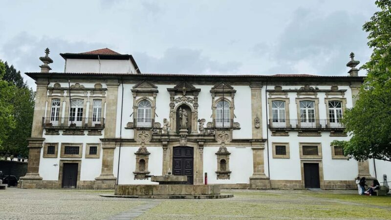 Private Guimarães & Braga Experience:From Porto All-Included - Good To Know