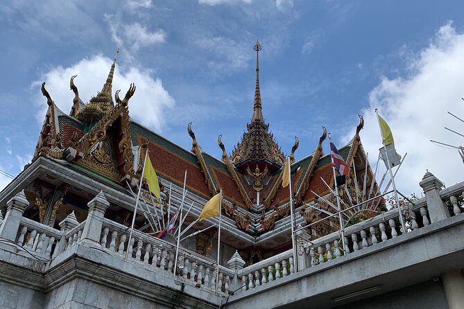 Private Half Day Bangkok Food and Sightseeing Tour - Tour Highlights