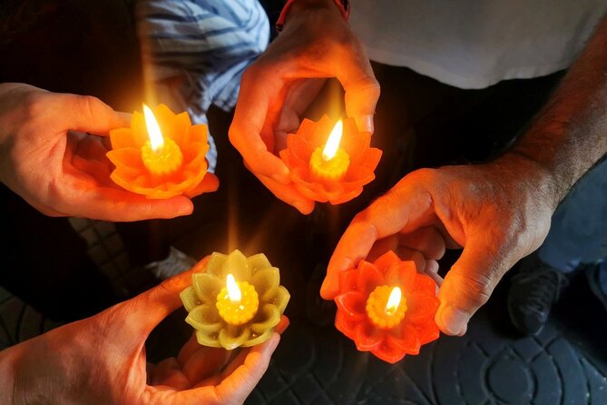 Private Half Day Bangkok Food and Sightseeing Tour - Food Experiences