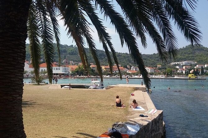 Private Half-Day Boat Tour to Nearby Islands in Zadar With Drinks - Island Exploration