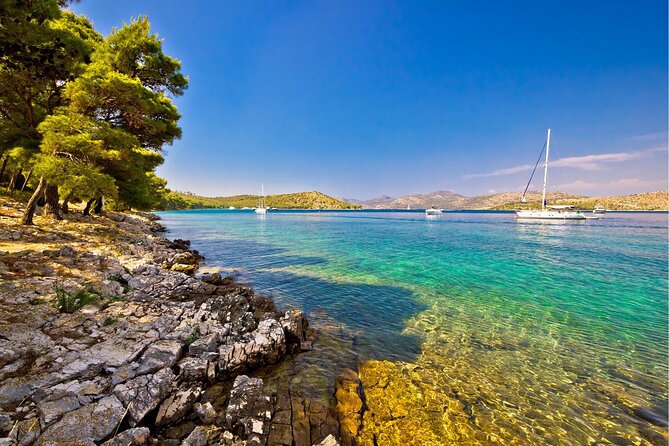 Private Half-Day Boat Tour With Snorkeling and Drinks - Whats Included